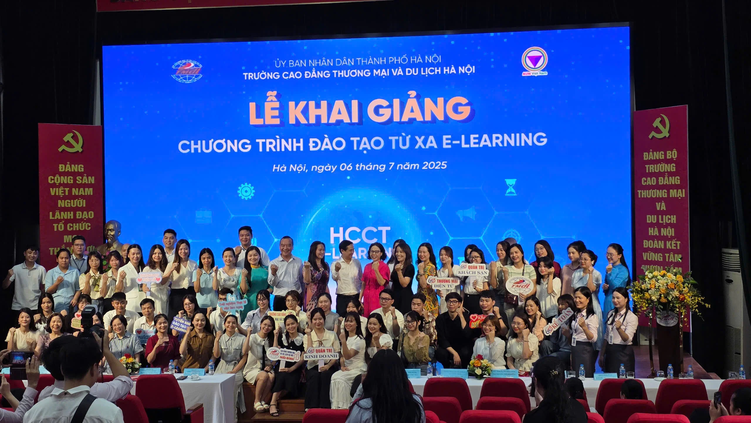 TRƯỜNG CAO ĐẲNG THƯƠNG MẠI VÀ DU LỊCH HÀ NỘI HCCT
