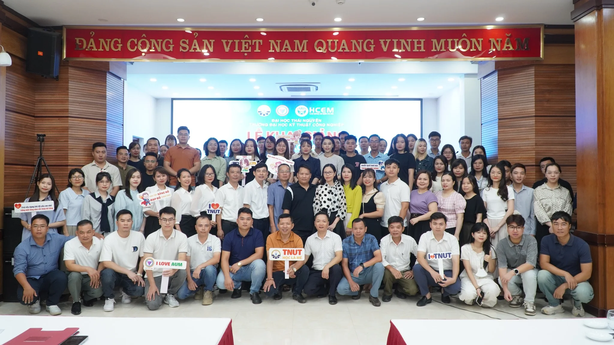 TRƯỜNG ĐẠI HỌC KỸ THUẬT CÔNG NGHIỆP THÁI NGUYÊN TNUT
